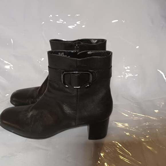 Nine West Boots - Picture 4 of 8